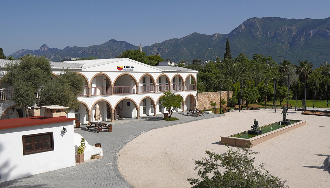 Girne Amerikan Üniversitesi
